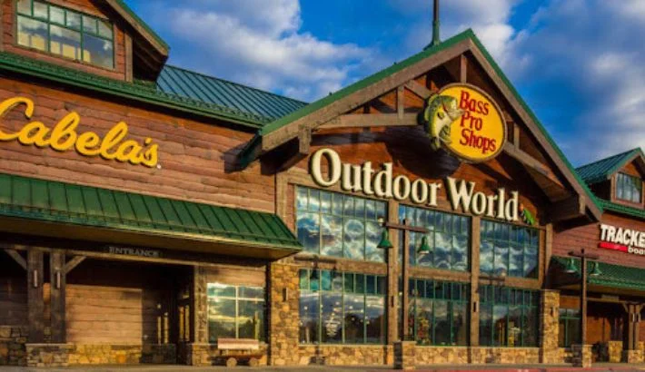 Bass Pro Shop store front that sells outdoor gear and also work boots.